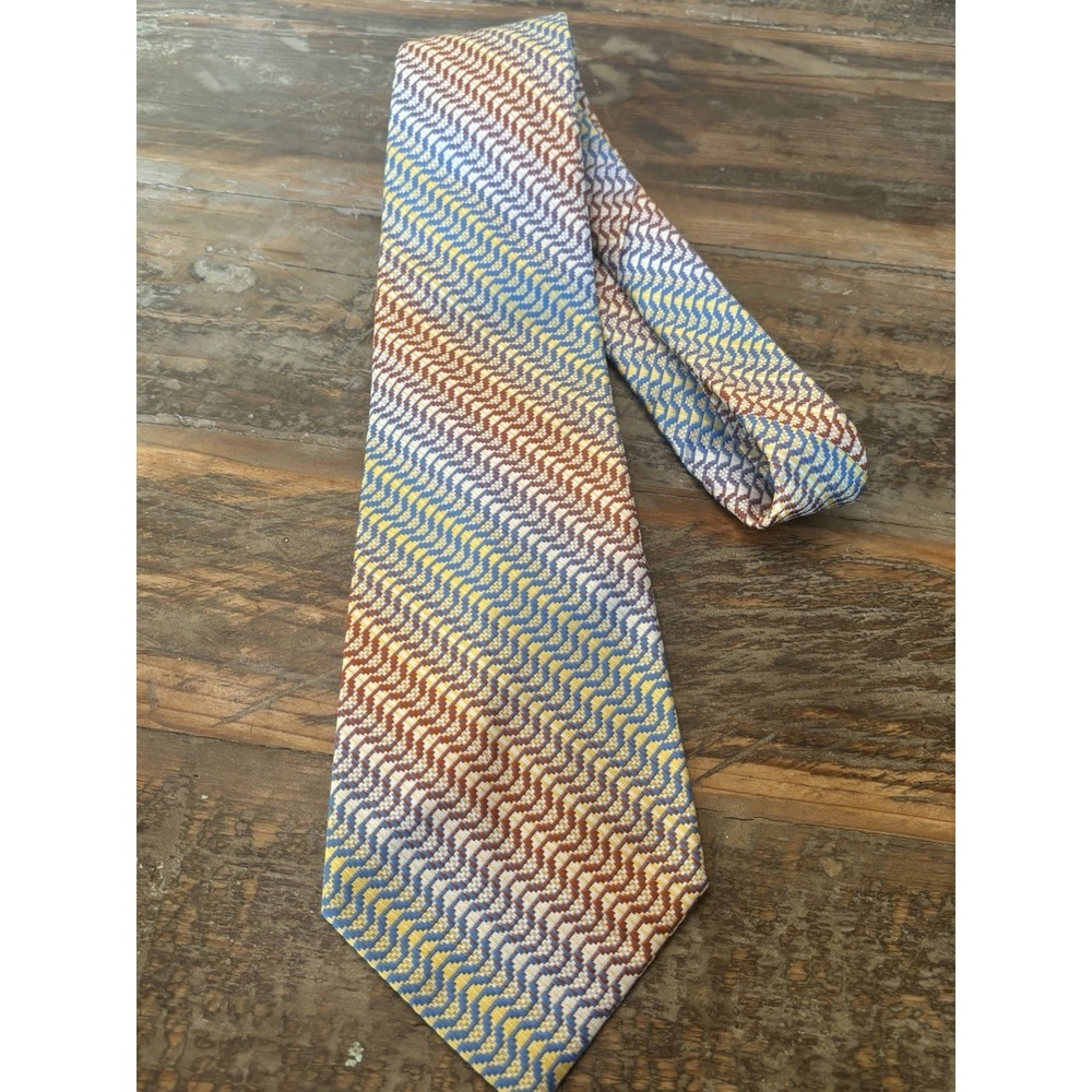 vintage 70s Wide  Don Soper of California 100% polyester necktie